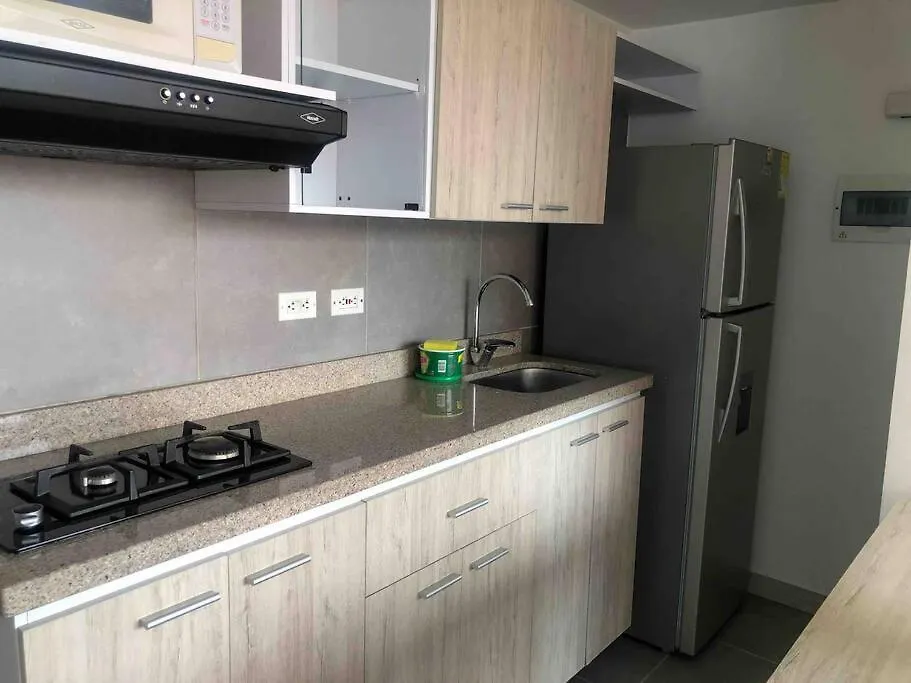 Grandioso Apartamento Cerca Al Lleras Y Tesoro Appartement Medellín